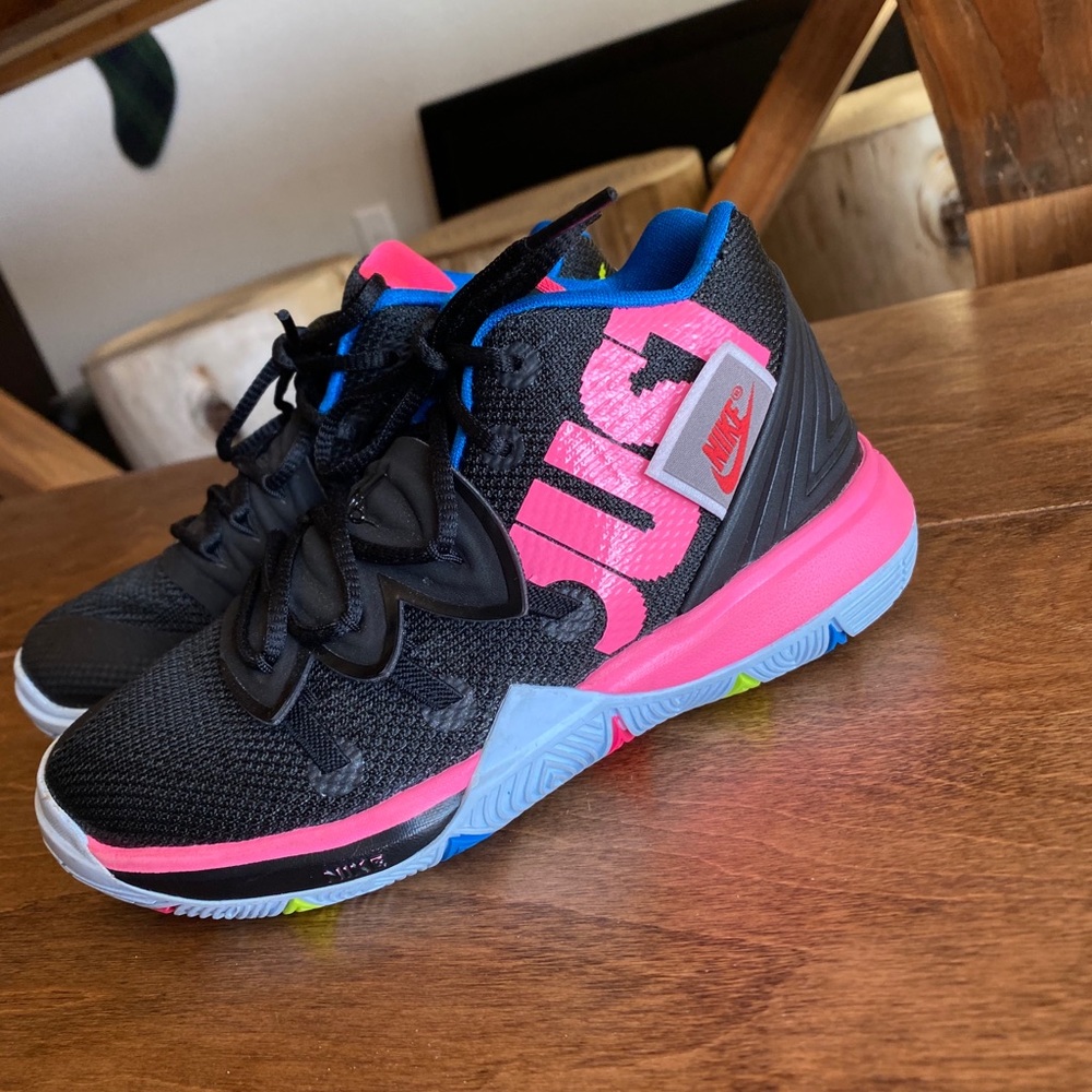 Nike kyrie 5